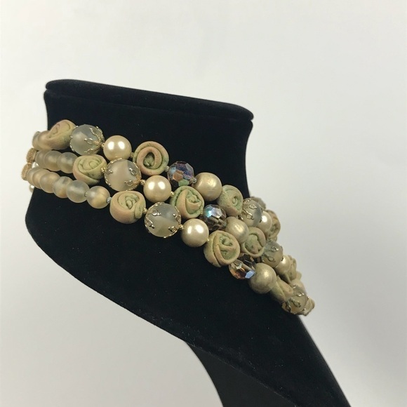 Vtg Vendome 3 Strand Aurora Borealis AB Crystal Rose Shaped Collar Necklace - Picture 4 of 8
